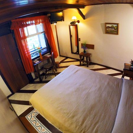 Pousada Monte Imperial Petrópolis Екстериор снимка