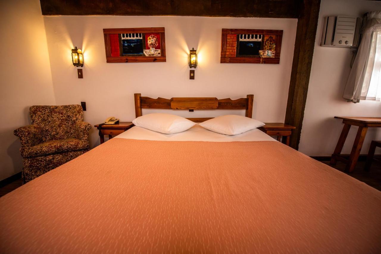 Pousada Monte Imperial Petrópolis Екстериор снимка